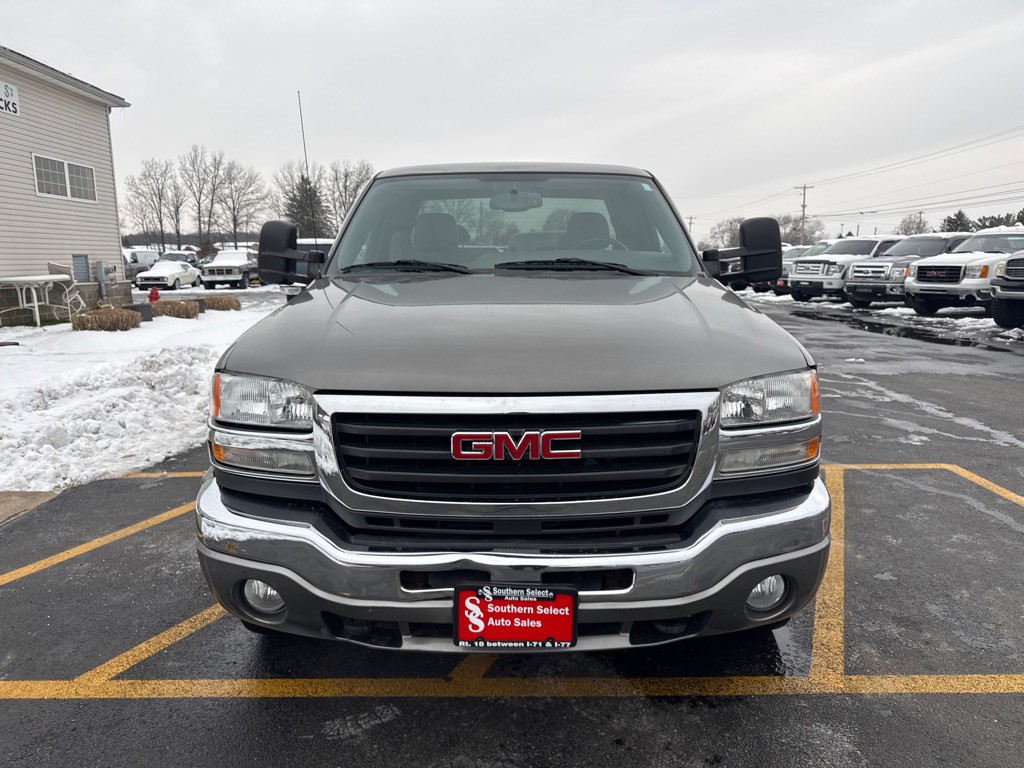 2006 GMC Sierra Image 3
