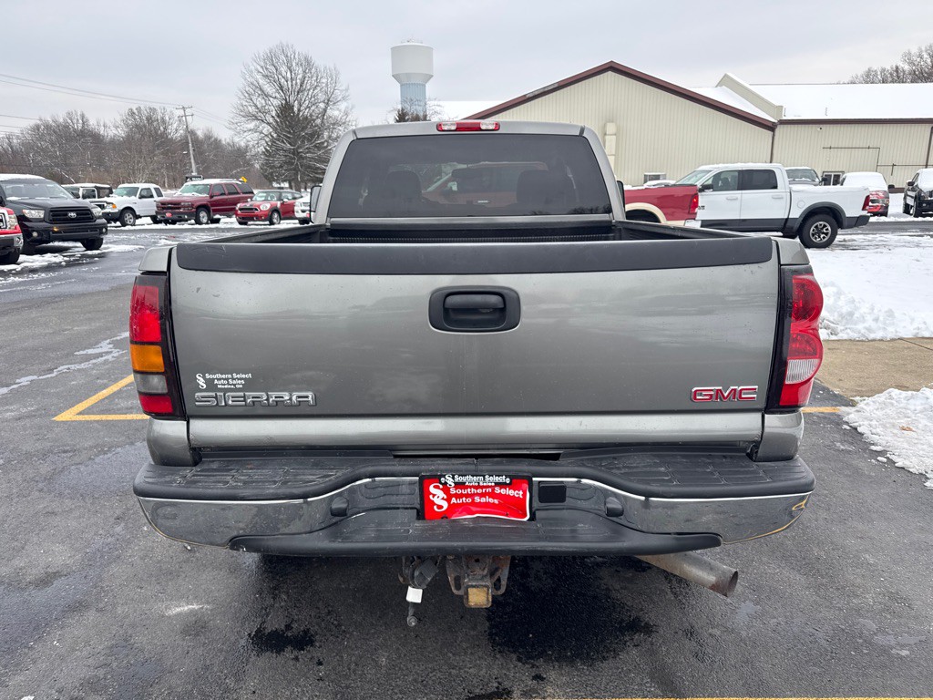 2006 GMC Sierra Image 7