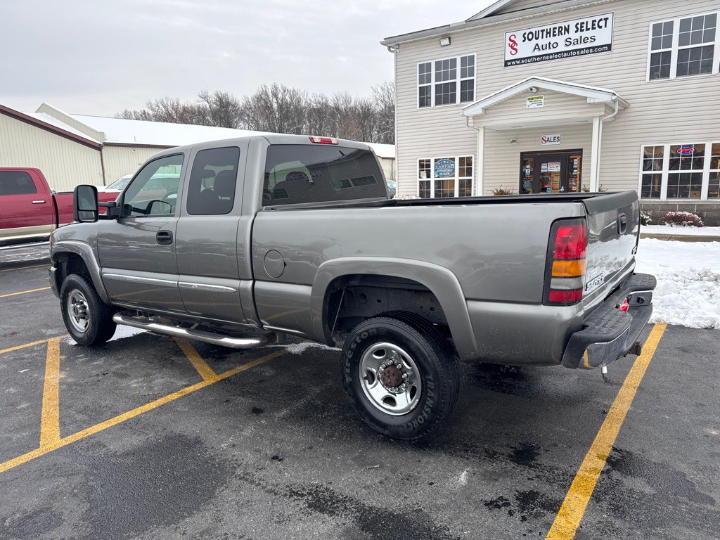 2006 GMC Sierra Image 9