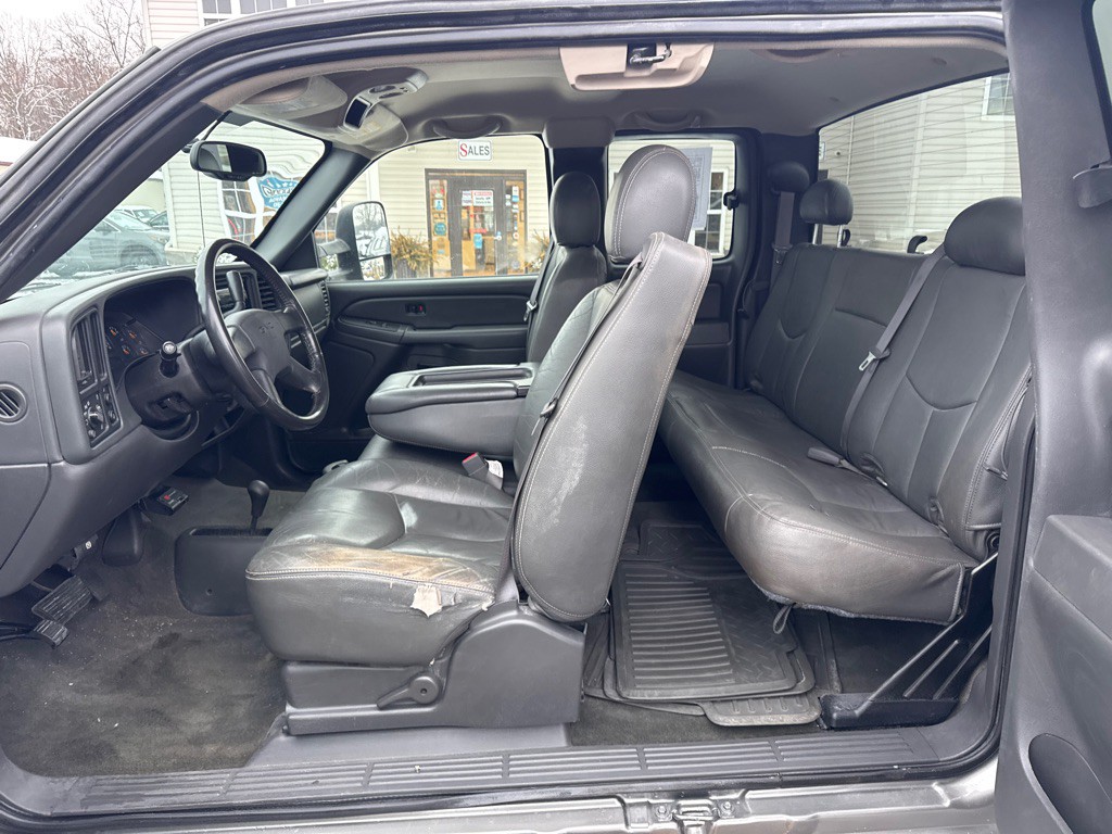 2006 GMC Sierra Image 11