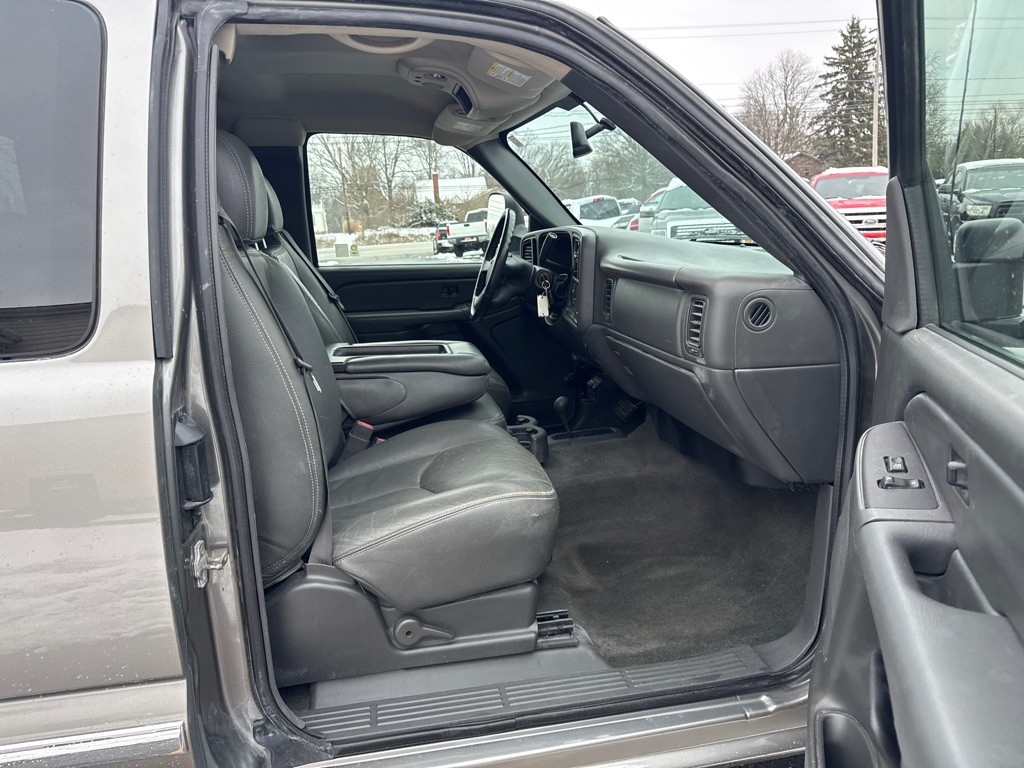 2006 GMC Sierra Image 12