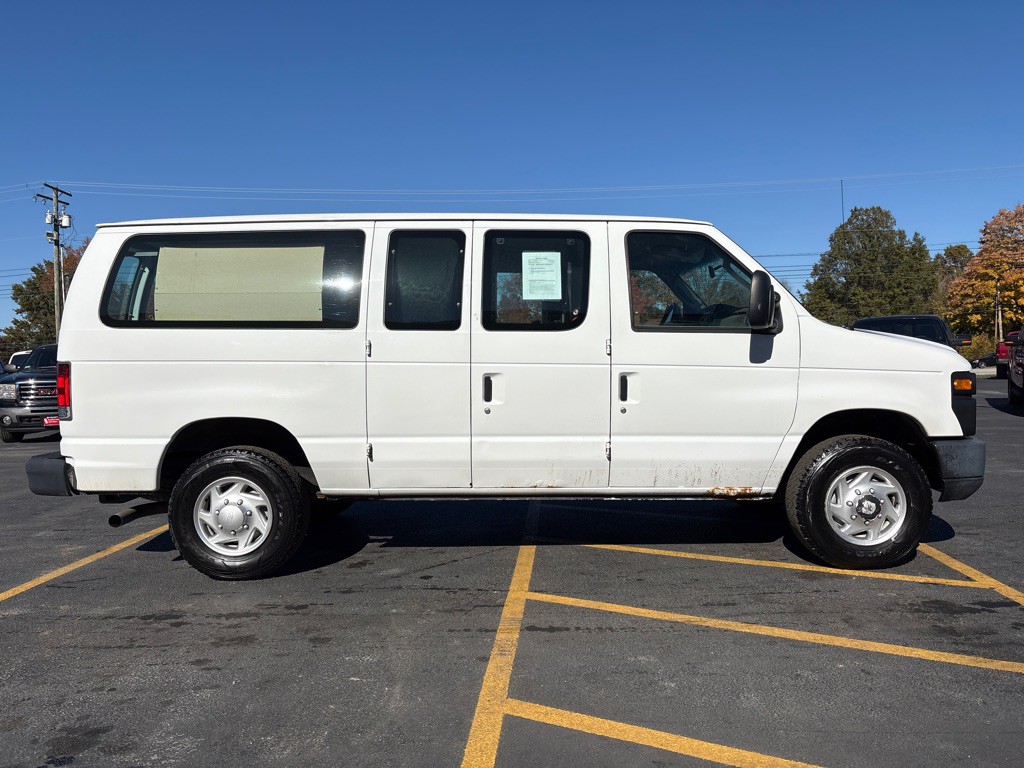 2012 Ford Econoline Image 5