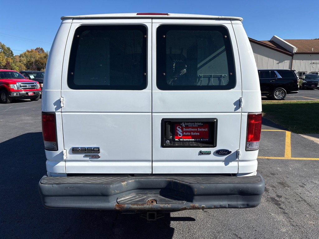 2012 Ford Econoline Image 7