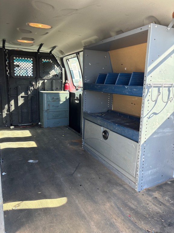 2012 Ford Econoline Image 14
