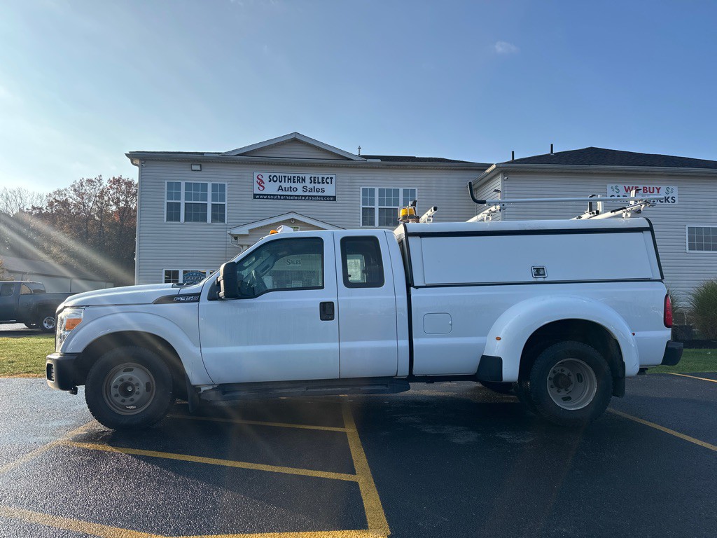 2013 Ford F-350 Image 1