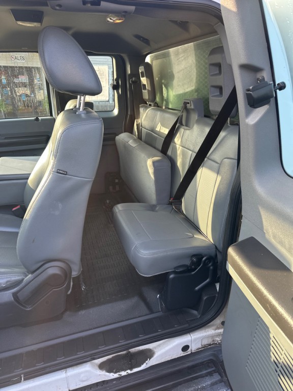 2013 Ford F-350 Image 13