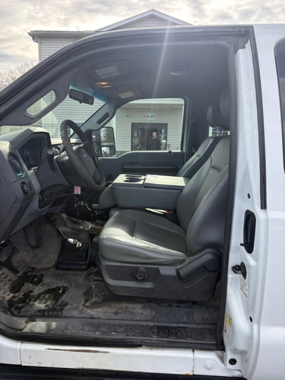 2012 Ford F-350 Image 9