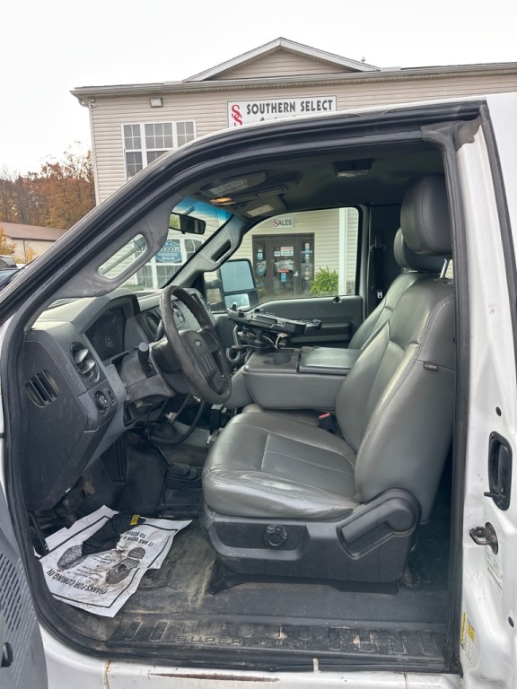 2012 Ford F-350 Image 9