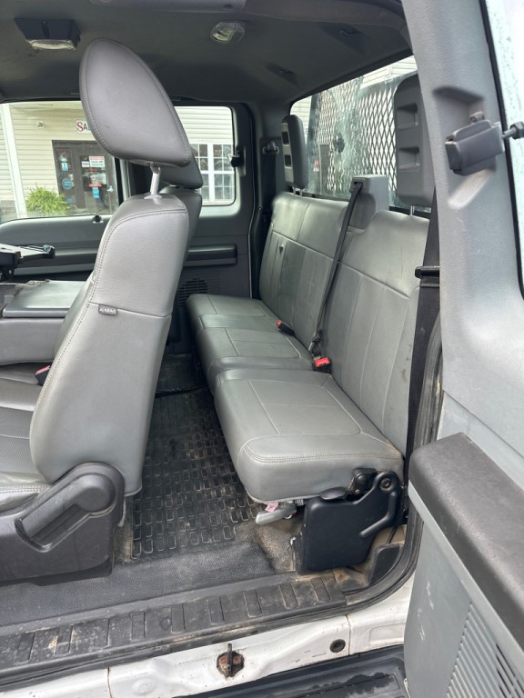 2012 Ford F-350 Image 10