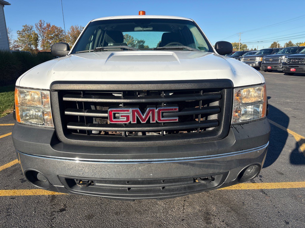 2007 GMC Sierra Image 3