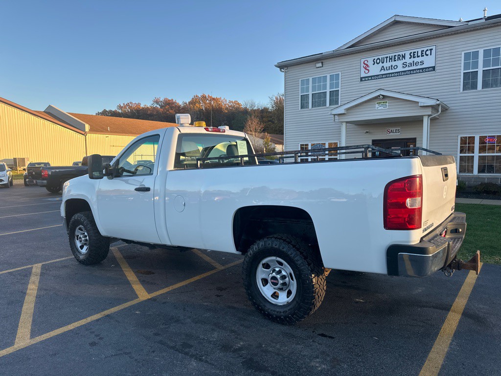 2010 GMC Sierra Image 8