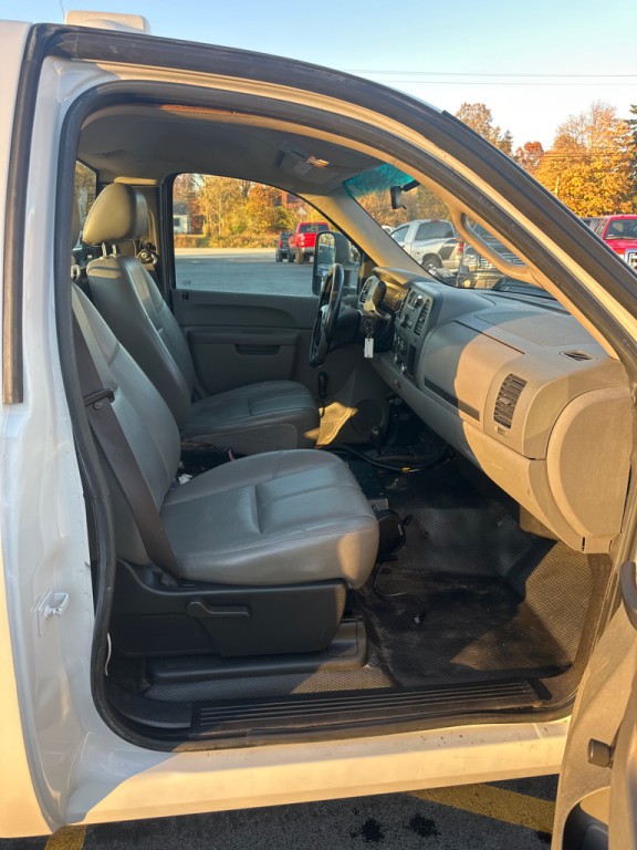 2010 GMC Sierra Image 10