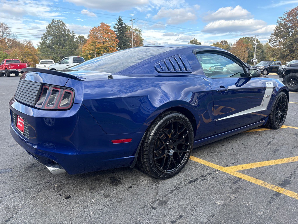 2013 Ford Mustang Image 6