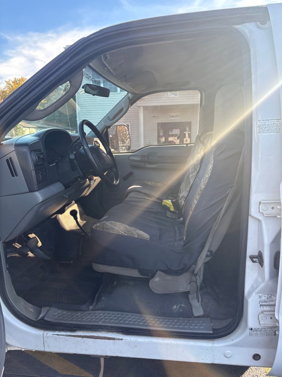 2006 Ford F-350 Image 9