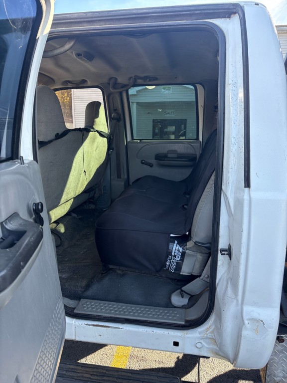 2006 Ford F-350 Image 10
