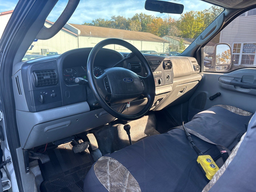 2006 Ford F-350 Image 15
