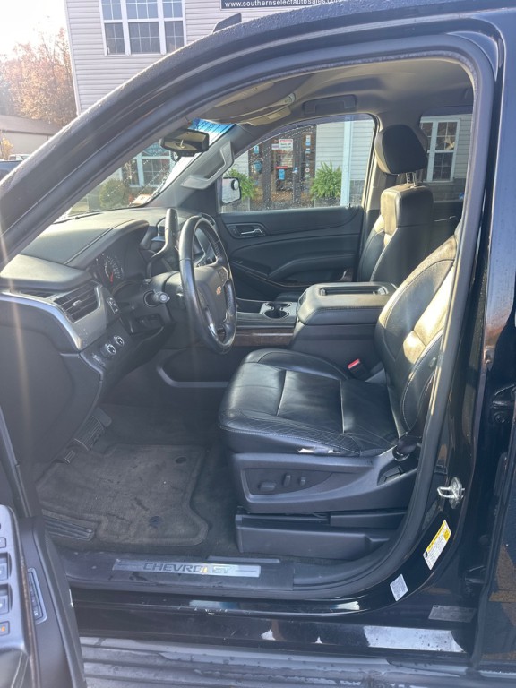 2015 Chevrolet Suburban Image 10