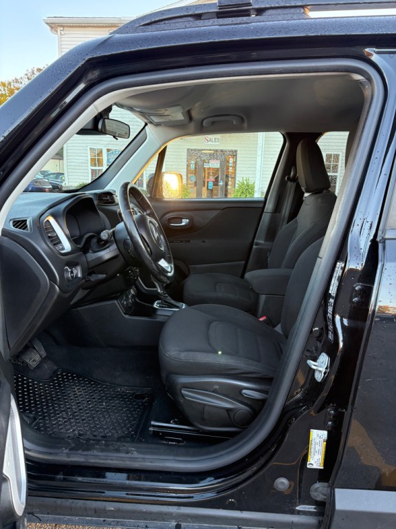 2019 Jeep Renegade Image 9