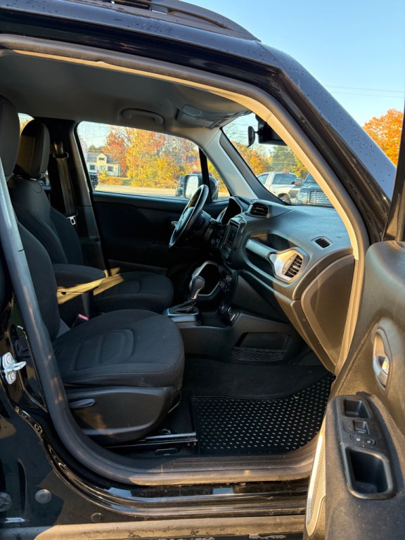 2019 Jeep Renegade Image 11