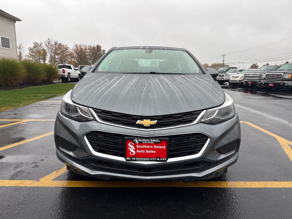 2018 Chevrolet Cruze Image 3