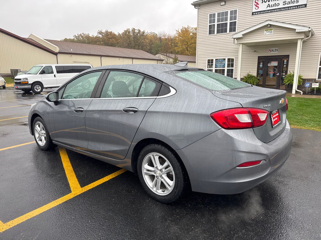2018 Chevrolet Cruze Image 8
