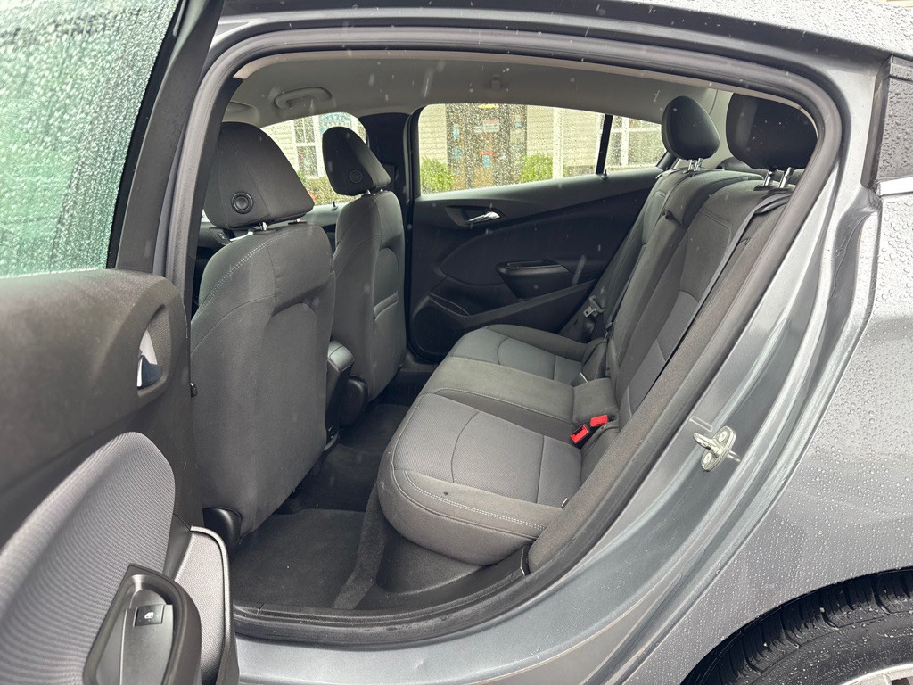 2018 Chevrolet Cruze Image 11