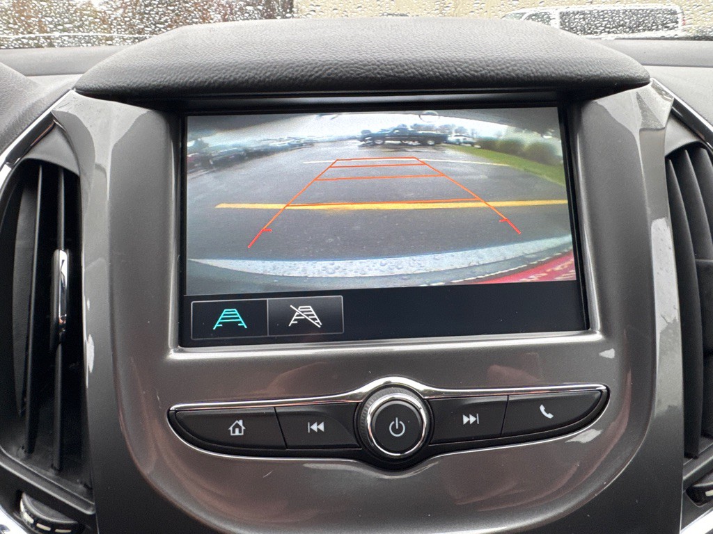 2018 Chevrolet Cruze Image 17