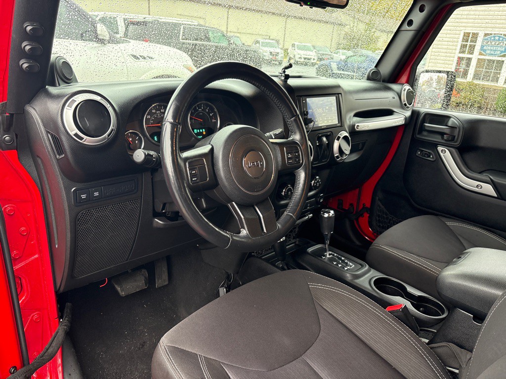 2014 Jeep Wrangler Image 13