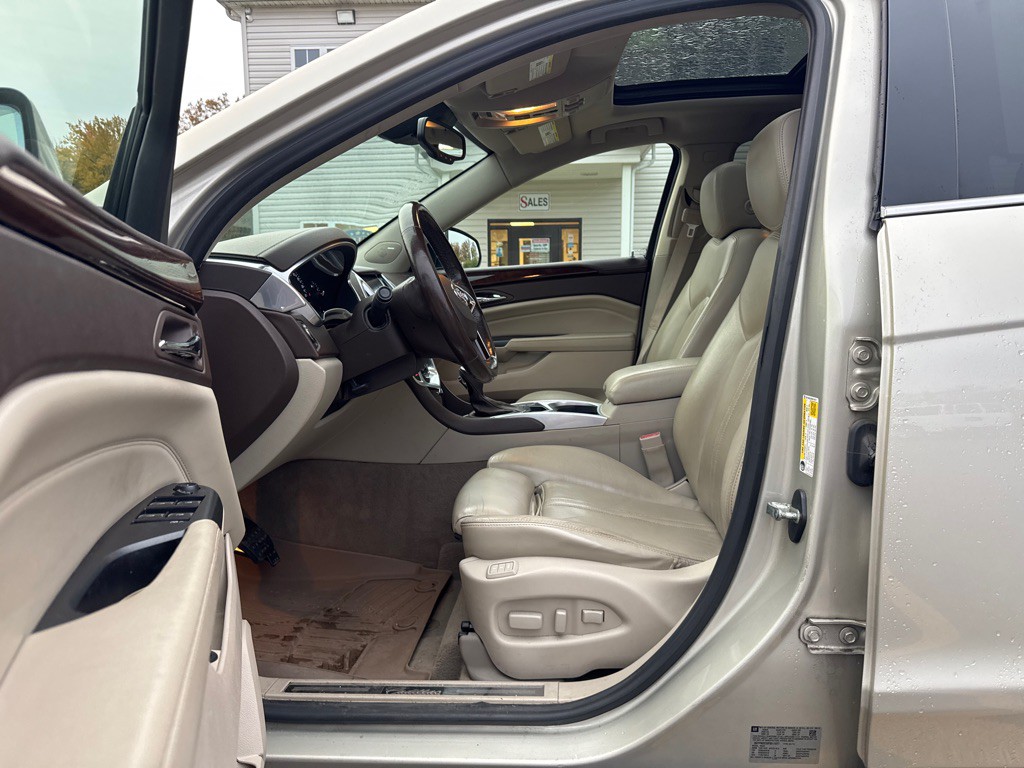 2015 Cadillac SRX Image 10