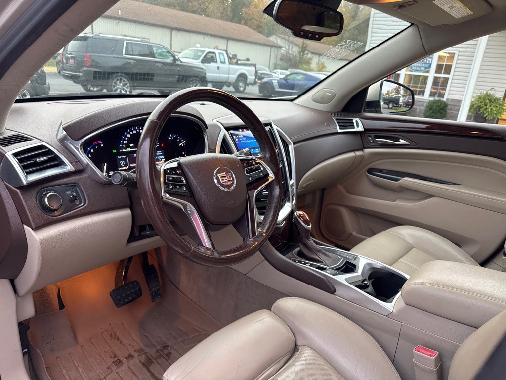 2015 Cadillac SRX Image 15