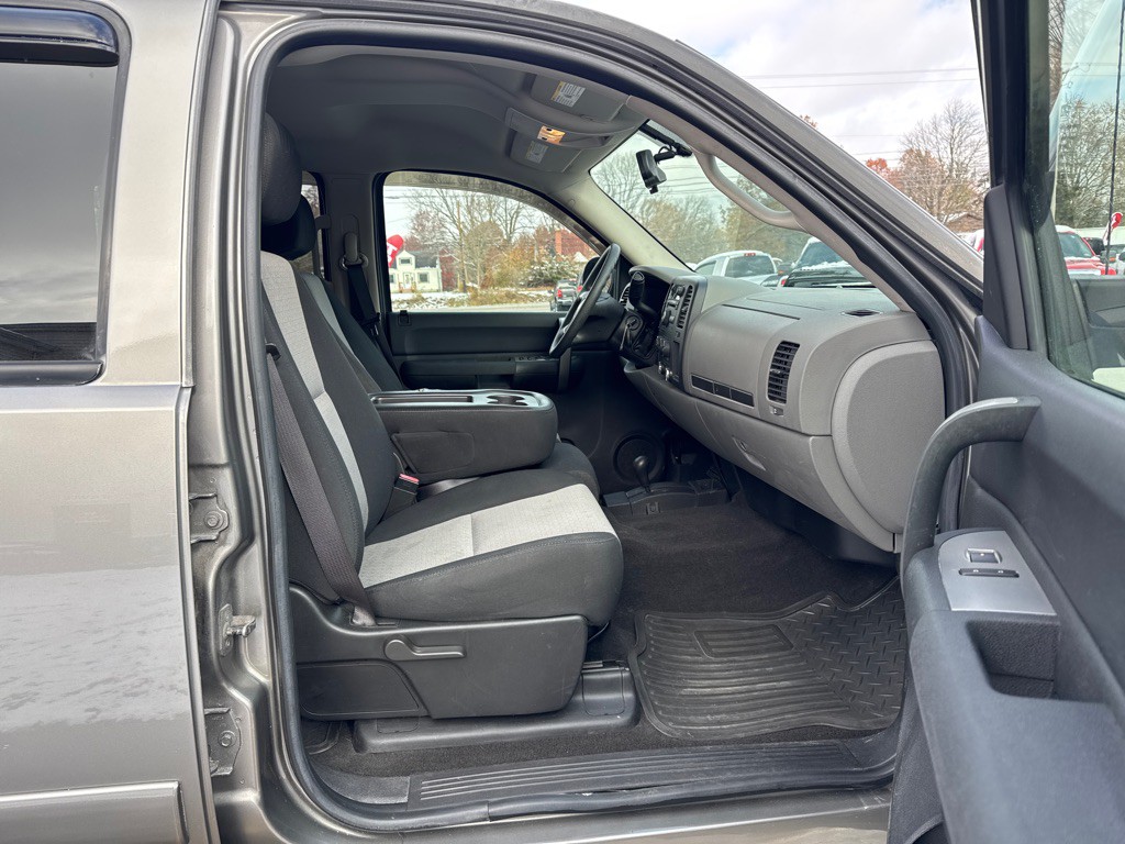 2008 Chevrolet Silverado 1500 Image 11