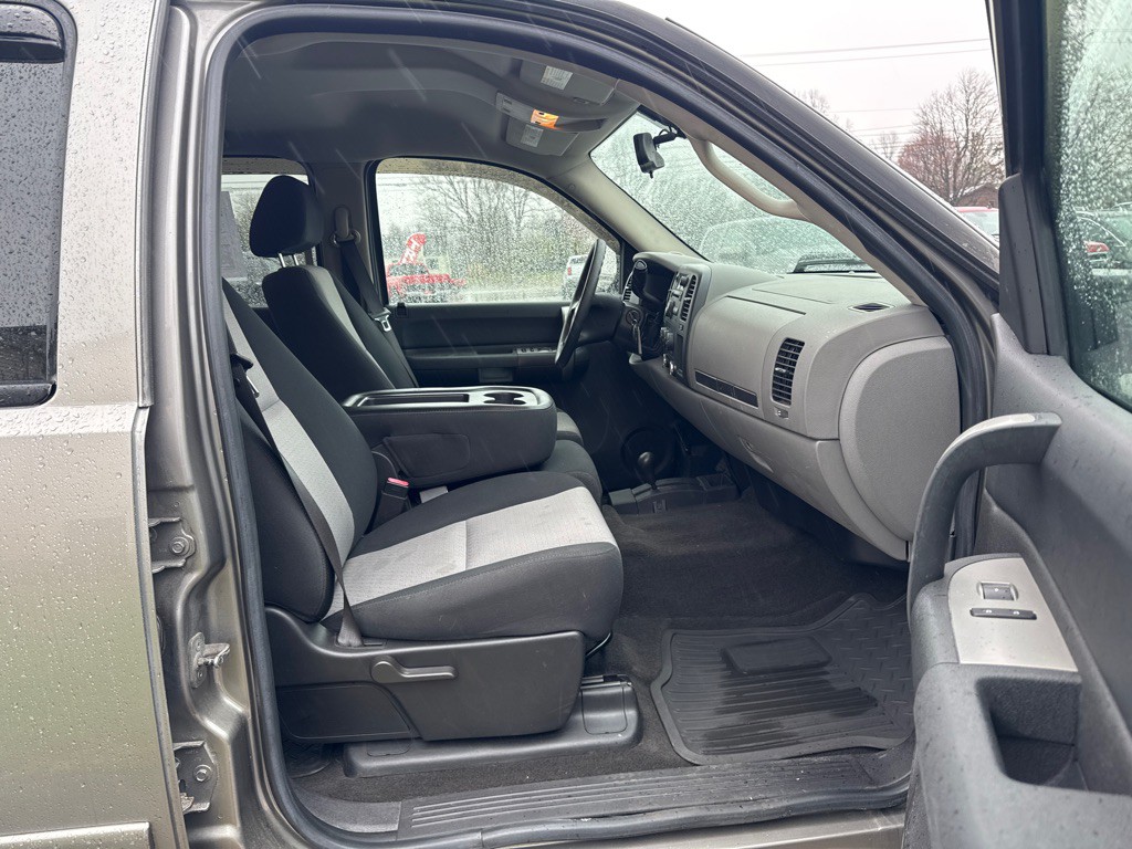 2008 Chevrolet Silverado 1500 Image 11