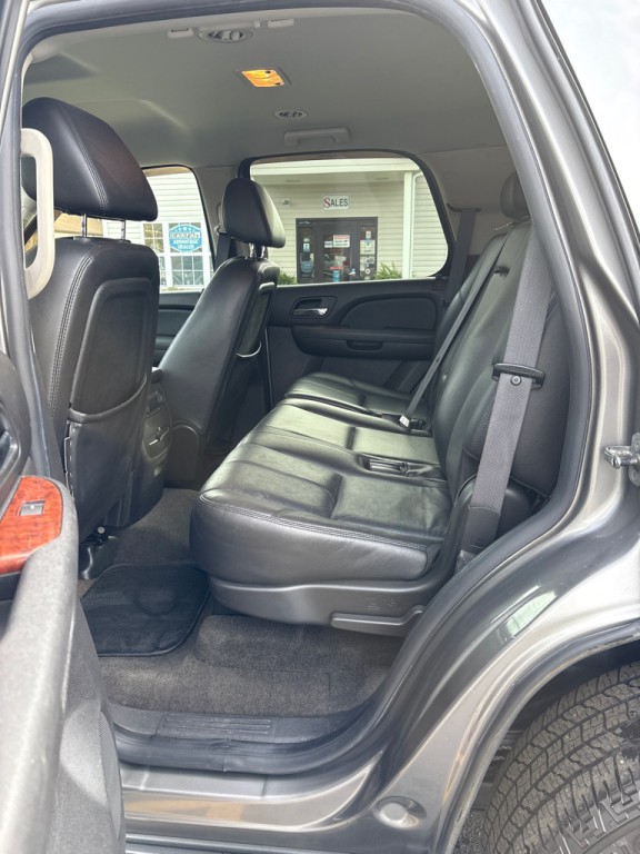 2009 GMC Yukon Image 10