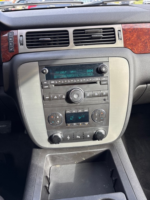 2009 GMC Yukon Image 17