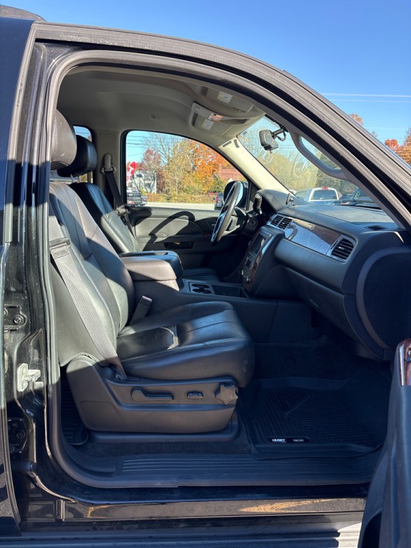 2013 Chevrolet Tahoe Image 11