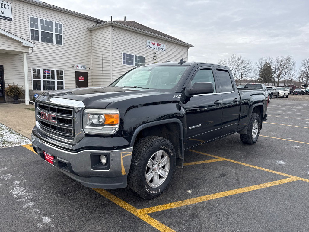 2015 GMC Sierra Image 2