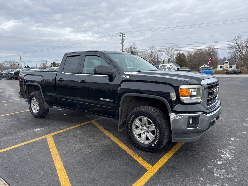 2015 GMC Sierra Image 4