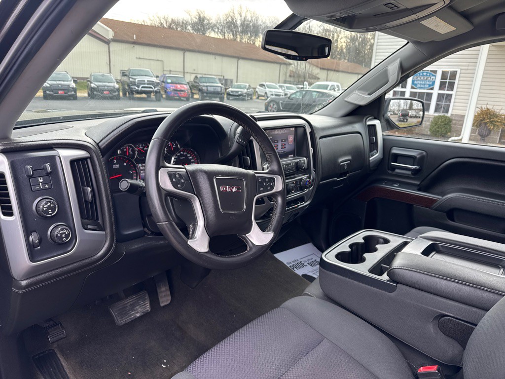 2015 GMC Sierra Image 15