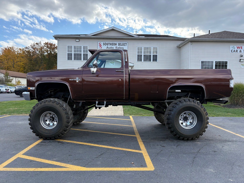 1984 Chevrolet C/K 10 Image 1