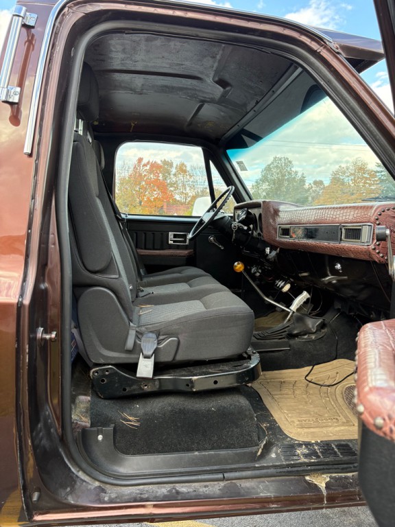 1984 Chevrolet C/K 10 Image 12
