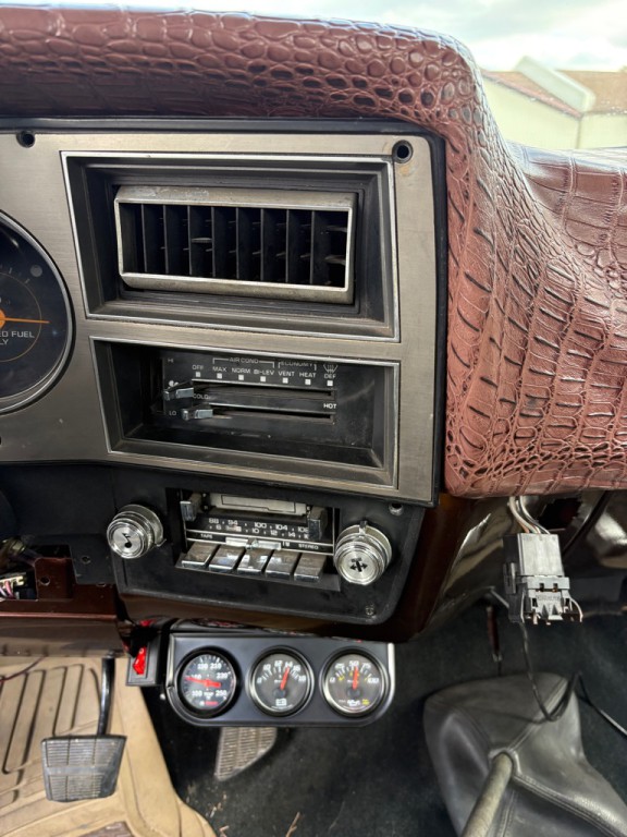 1984 Chevrolet C/K 10 Image 17