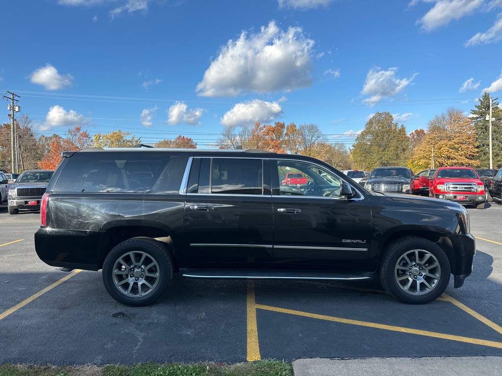 2016 GMC Yukon Image 5