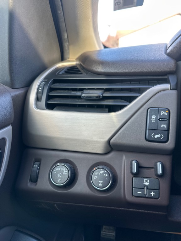 2016 GMC Yukon Image 15