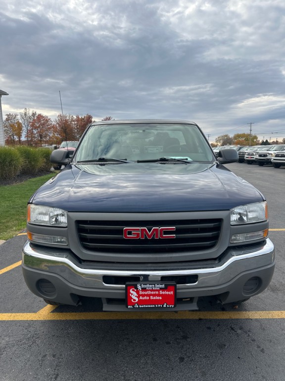 2005 GMC Sierra Image 3
