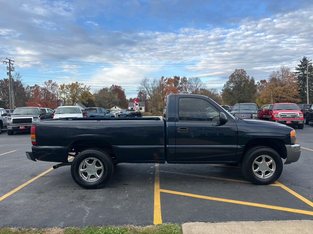 2005 GMC Sierra Image 5