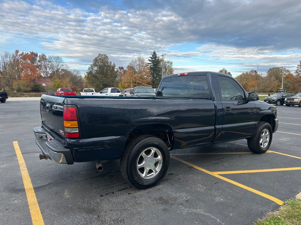 2005 GMC Sierra Image 6