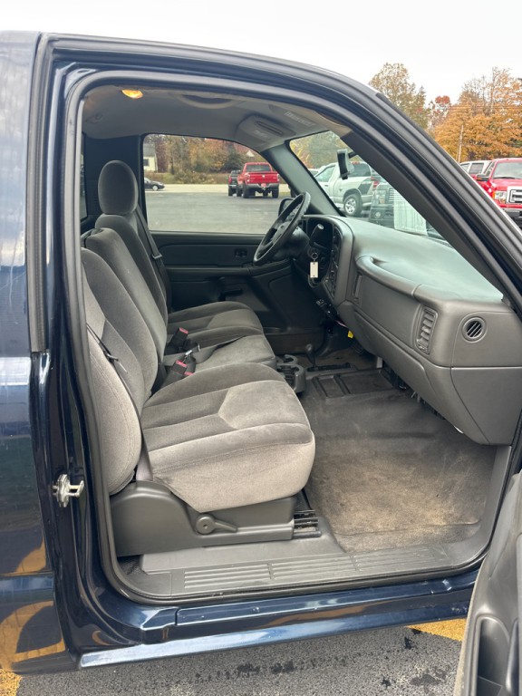 2005 GMC Sierra Image 12