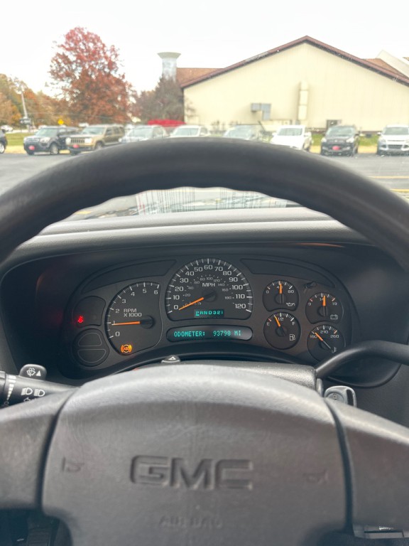 2005 GMC Sierra Image 14