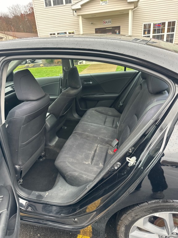 2015 Honda Accord Image 11