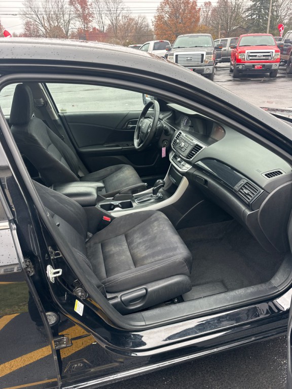 2015 Honda Accord Image 13